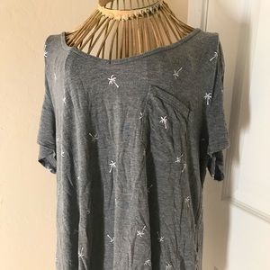 Cozy Hollister Palm tee